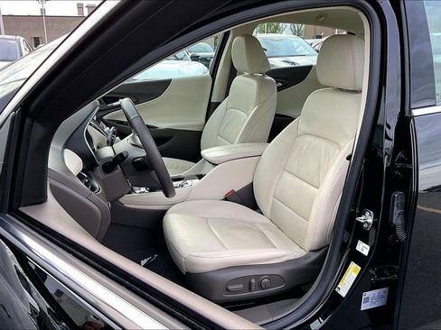 Used 2024 Chevrolet Malibu LT FWD image 23
