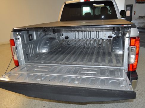 Used 2019 Ford F250 Lariat w/ Tow Technology Bundle AWD/4WD image 13