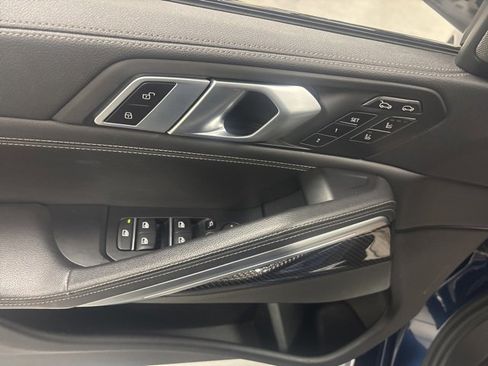 Used 2022 BMW X6 M50i w/ Executive Package image 17