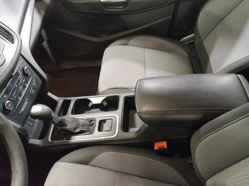 Used 2017 Ford Escape SE FWD image 26