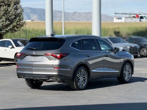 Used 2023 Acura MDX SH-AWD w/ Advance Package image 5