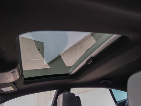 Used 2023 Volkswagen Arteon SEL w/ Arteon MDO Package image 26