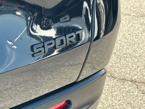 Used 2024 Honda HR-V Sport image 7