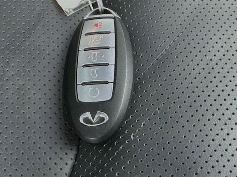 Used 2019 INFINITI QX80 Luxe w/ Proassist Package image 39