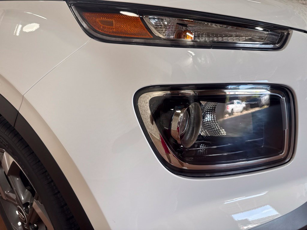 New 2026 Hyundai Venue SEL FWD image 10