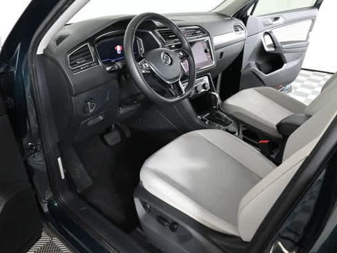 Used 2019 Volkswagen Tiguan SEL image 18