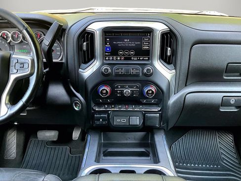 Used 2021 Chevrolet Silverado 1500 RST w/ Convenience Package II AWD/4WD image 12