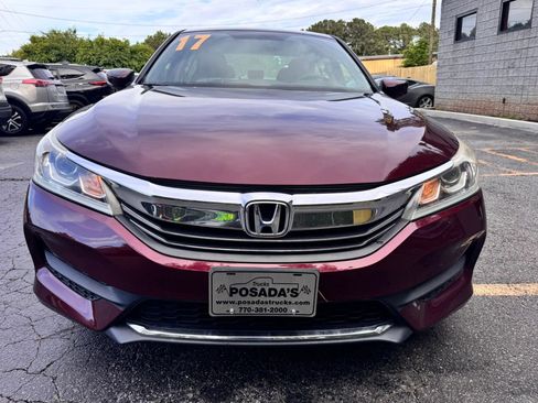 Used 2017 Honda Accord LX image 2