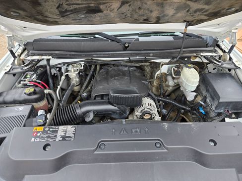 Used 2014 GMC Sierra 2500 Denali w/ Suspension Package, Off-Road image 7