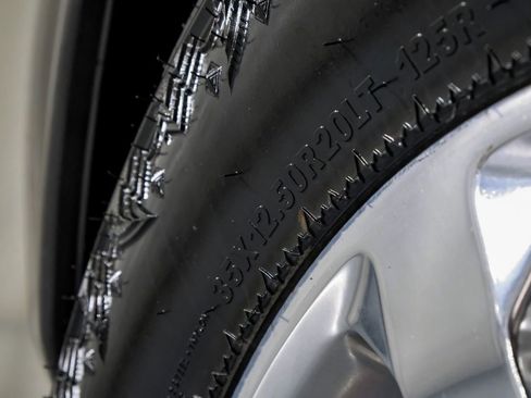 Used 2022 RAM 2500 Laramie AWD/4WD image 58