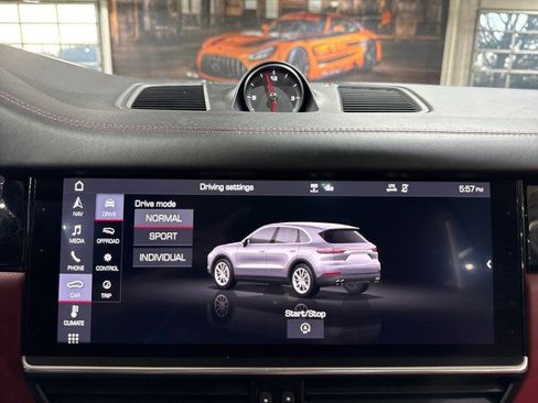 Used 2020 Porsche Cayenne image 83