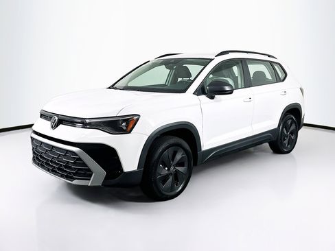 Used 2025 Volkswagen Taos S image 3