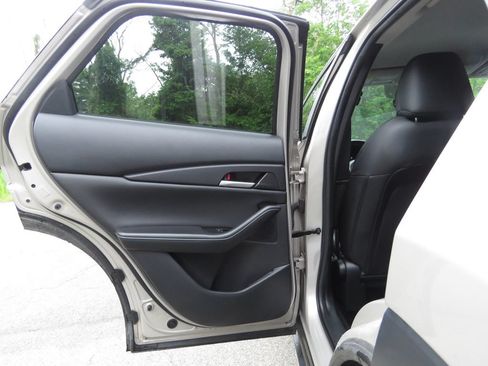 Used 2024 MAZDA CX-30 AWD 2.5 S w/ Select Sport Pkg image 18