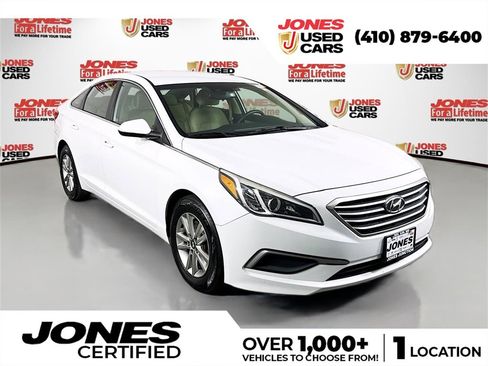Used 2016 Hyundai Sonata SE image 1