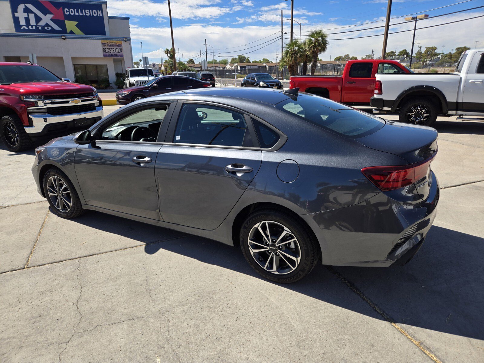 Used 2023 Kia Forte LXS FWD image 3