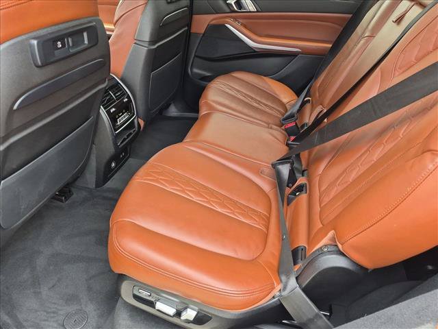 Used 2022 BMW X7 xDrive40i w/ Premium Package AWD/4WD image 20