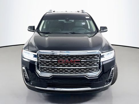 Used 2021 GMC Acadia Denali w/ Denali Technology Package image 2