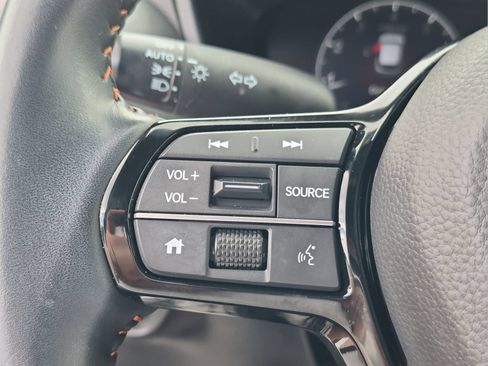 Certified 2025 Honda HR-V Sport image 13