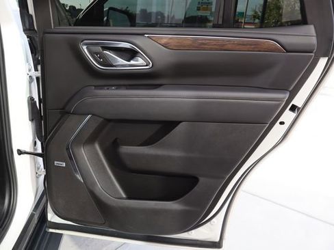 Used 2023 Chevrolet Tahoe Premier w/ Max Trailering Package AWD/4WD image 32