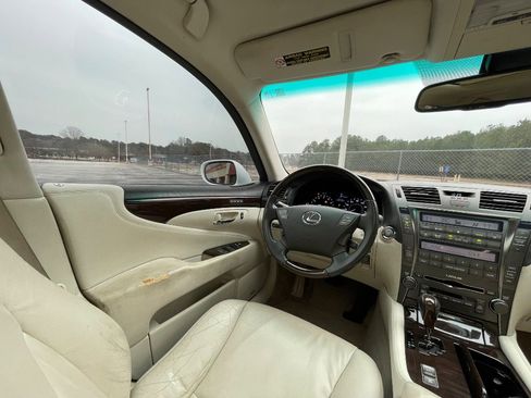 Used 2007 Lexus LS 460 image 30