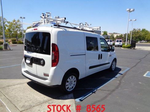Used 2021 RAM ProMaster City Tradesman SLT w/ Window Group 07 FWD image 9