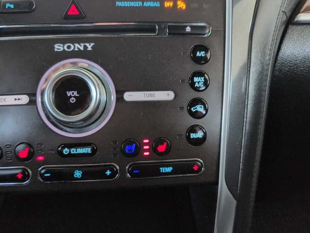 Used 2018 Ford Explorer Platinum AWD/4WD image 23