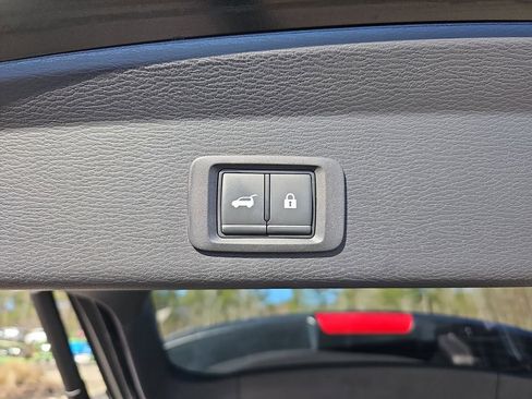 Used 2023 Mitsubishi Outlander SEL image 18