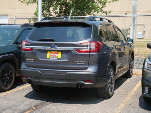 Used 2023 Subaru Ascent Limited w/ Technology Package AWD/4WD image 5