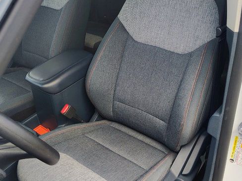 Used 2022 Ford Maverick XLT FWD image 14