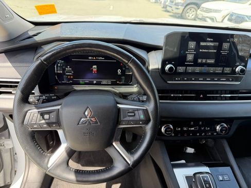 Used 2024 Mitsubishi Outlander SEL Black Edition AWD/4WD image 10
