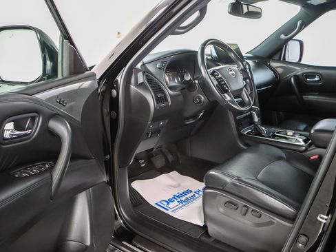 Used 2022 Nissan Armada SL w/ Midnight Edition Package image 3