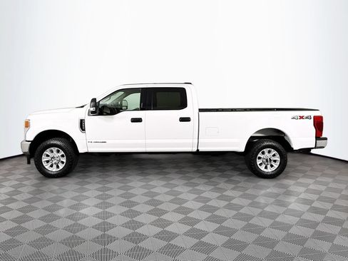 Used 2021 Ford F250 XLT w/ XLT Value Package AWD/4WD image 4