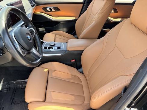 Certified 2024 BMW 330i Sedan w/ M Sport Package RWD image 21