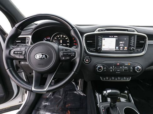 Used 2018 Kia Sorento SX AWD/4WD image 13