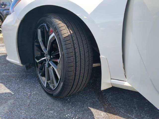 Used 2024 Nissan Altima 2.5 SR w/ SR Premium Package FWD image 38
