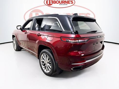 Used 2022 Jeep Grand Cherokee Summit w/ MOPAR Finishing Package AWD/4WD image 10