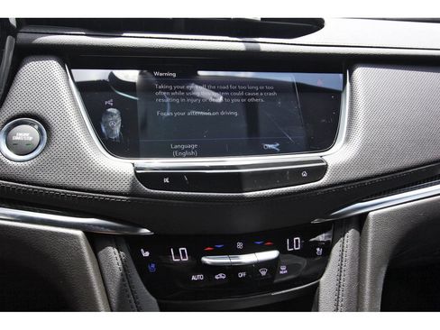 New 2026 Cadillac XT5 Sportv w/ LPO, Onyx Lite Package AWD/4WD image 16