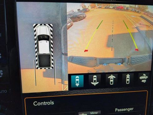 Used 2020 RAM 2500 Laramie w/ Night Edition image 12