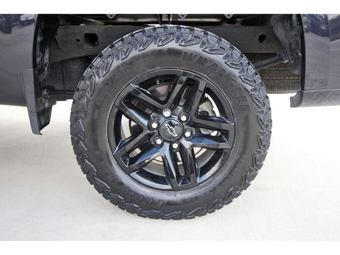 Used 2024 Chevrolet Silverado 1500 LT Trail Boss image 30