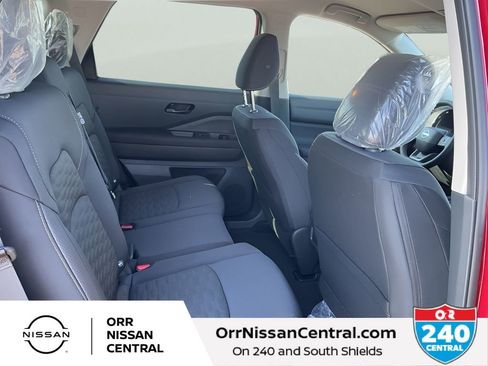 New 2026 Nissan Pathfinder SV FWD image 12