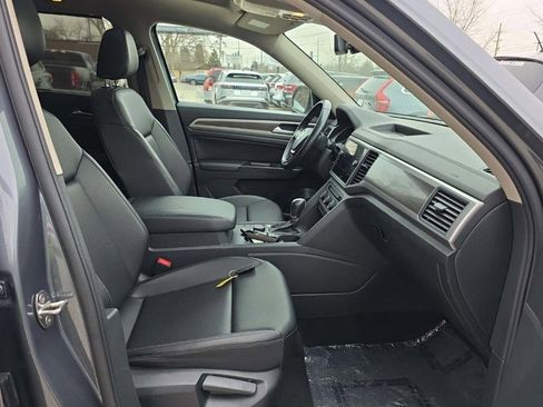 Used 2019 Volkswagen Atlas SE w/ Panoramic Sunroof Package image 10