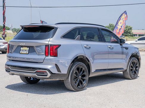 Used 2021 Kia Sorento SX AWD/4WD image 5