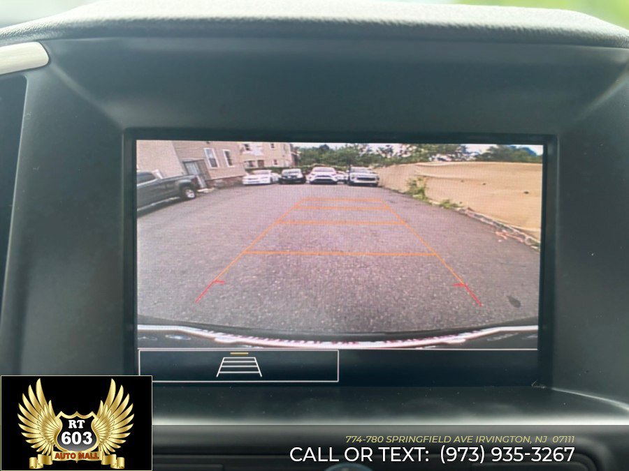 Used 2024 GMC Terrain SLE FWD image 21