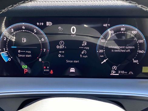 New 2026 Volkswagen Tiguan SE AWD/4WD image 22