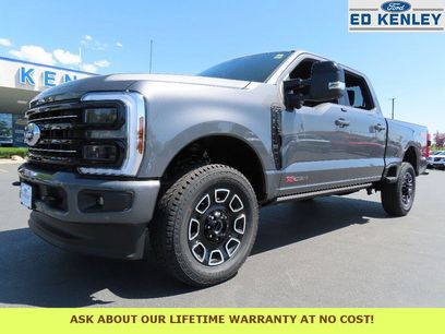 New 2025 Ford F350 Platinum w/ FX4 Off-Road Package
