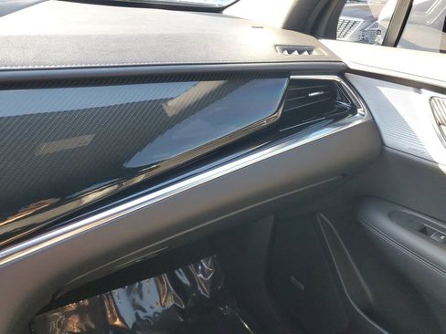 Certified 2023 Cadillac XT6 Sport w/ Technology Package image 19