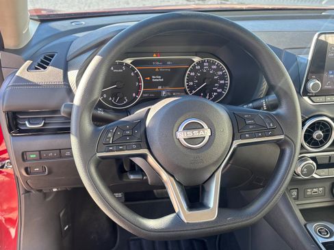 Used 2025 Nissan Sentra SV image 26