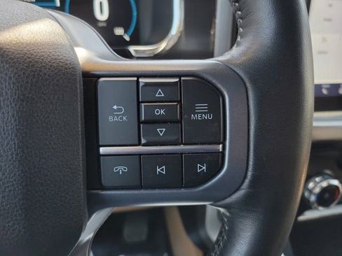 Used 2023 Ford F150 Lariat AWD/4WD image 22