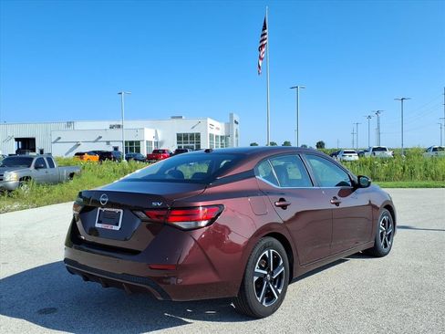 Used 2024 Nissan Sentra SV FWD image 3