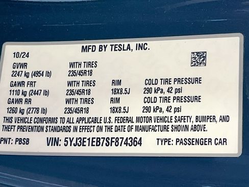 Used 2025 Tesla Model 3 Long Range AWD/4WD image 34